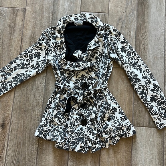 SelfEsteem Jacket - Picture 3 of 5